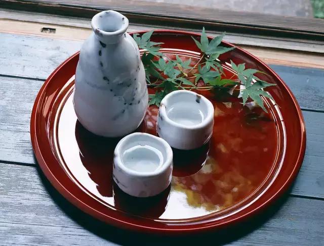 喝酒血糖5.9,喝酒伤肝会引起血压升高吗