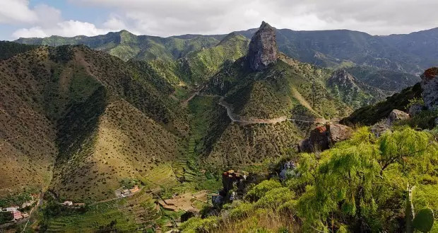 西班牙｜这个岛有什么魅力，引德国总理五次来此度假？