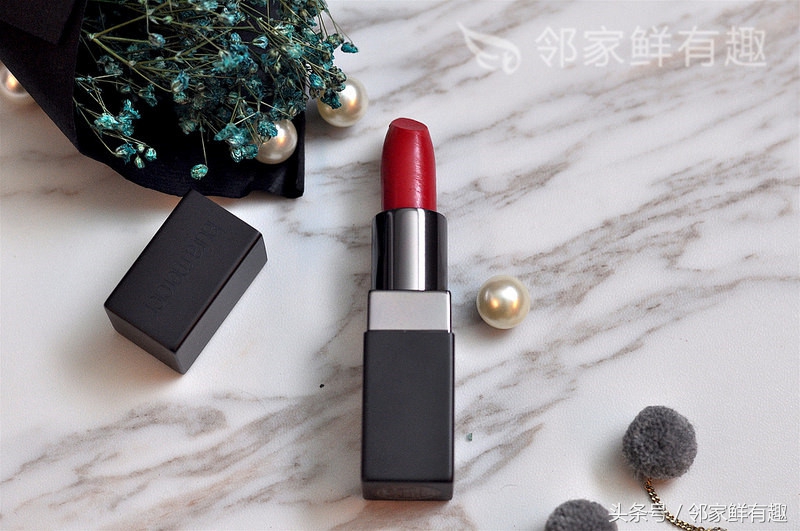 女神的秘密*器武**，神级粉饼Laura Mercier唤颜凝露