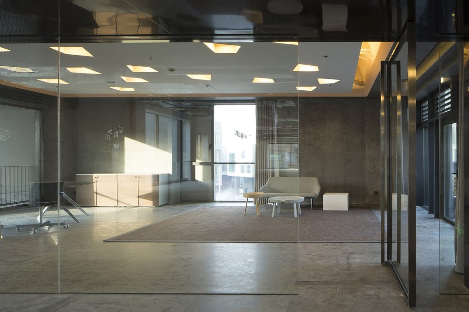 用最少设计动作让空间体现最多可能性：上海华鑫慧天地体验中心