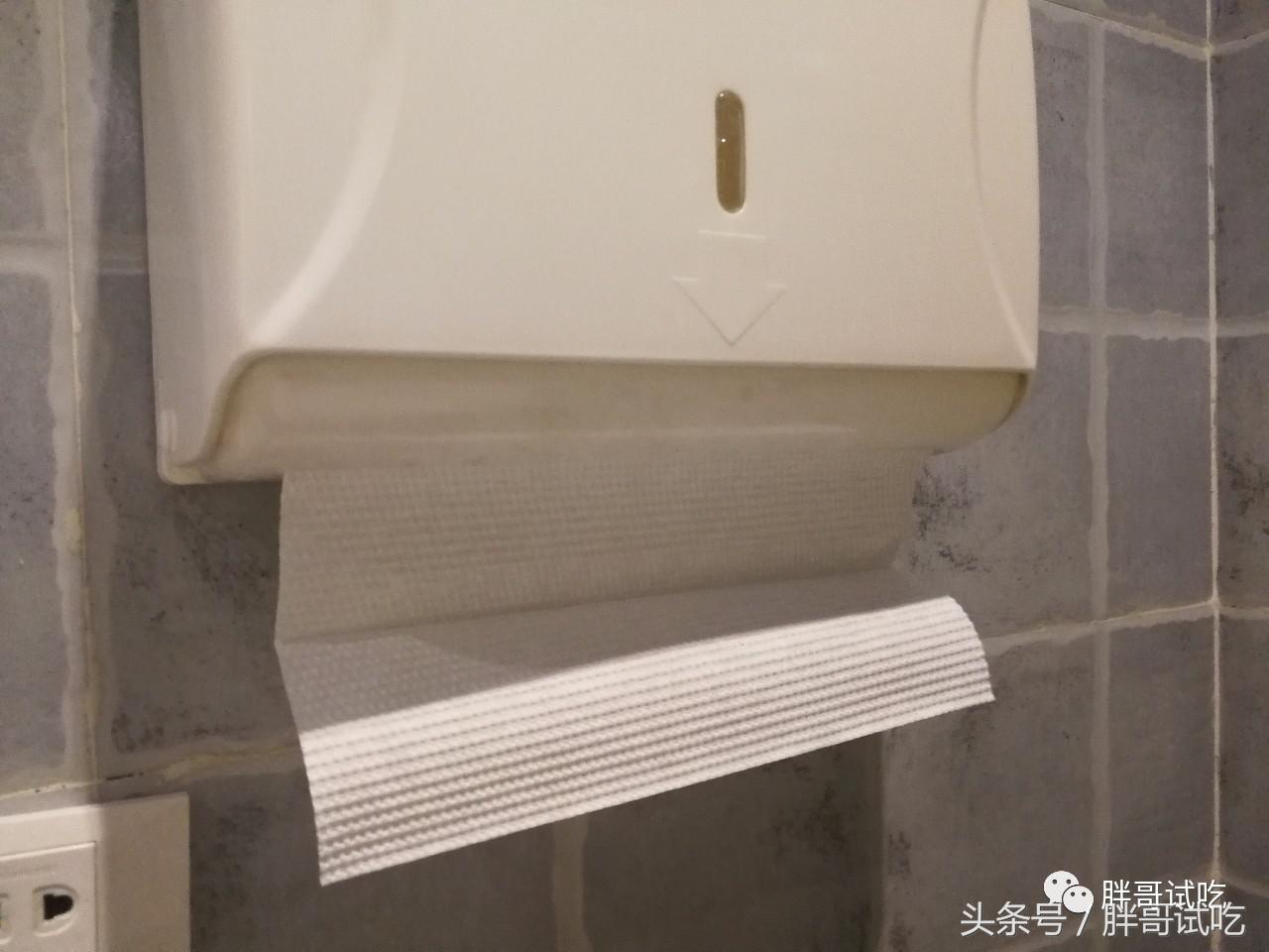 胖哥试吃的火锅底料,试吃云南牛肉火锅