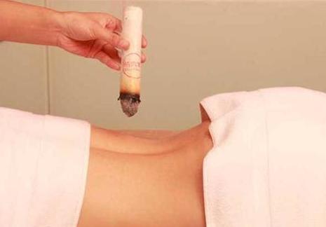 艾灸过敏发红发痒涂烫伤膏管用吗,艾灸肚脐每次都皮肤过敏怎么办