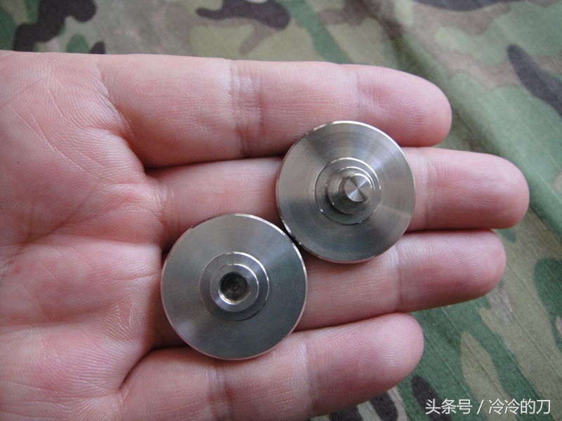 发光又持久的指尖陀螺,三角型的指尖陀螺