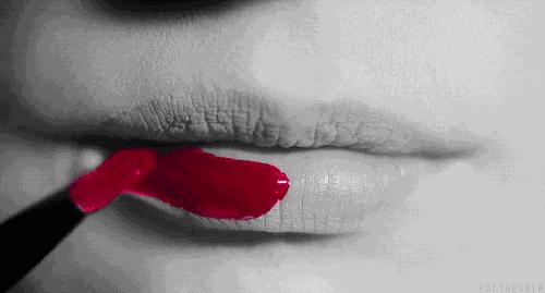 到底该怎么涂口红,到底要怎样涂口红