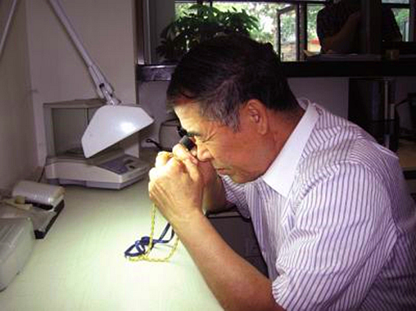 黄金首饰有些陈旧能恢复光泽吗,黄金首饰如何回购