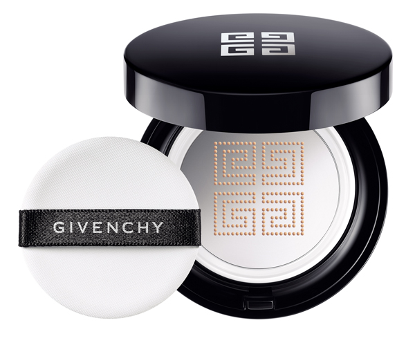 选择越来越多,可化妆包里总是少不了一款气垫粉底