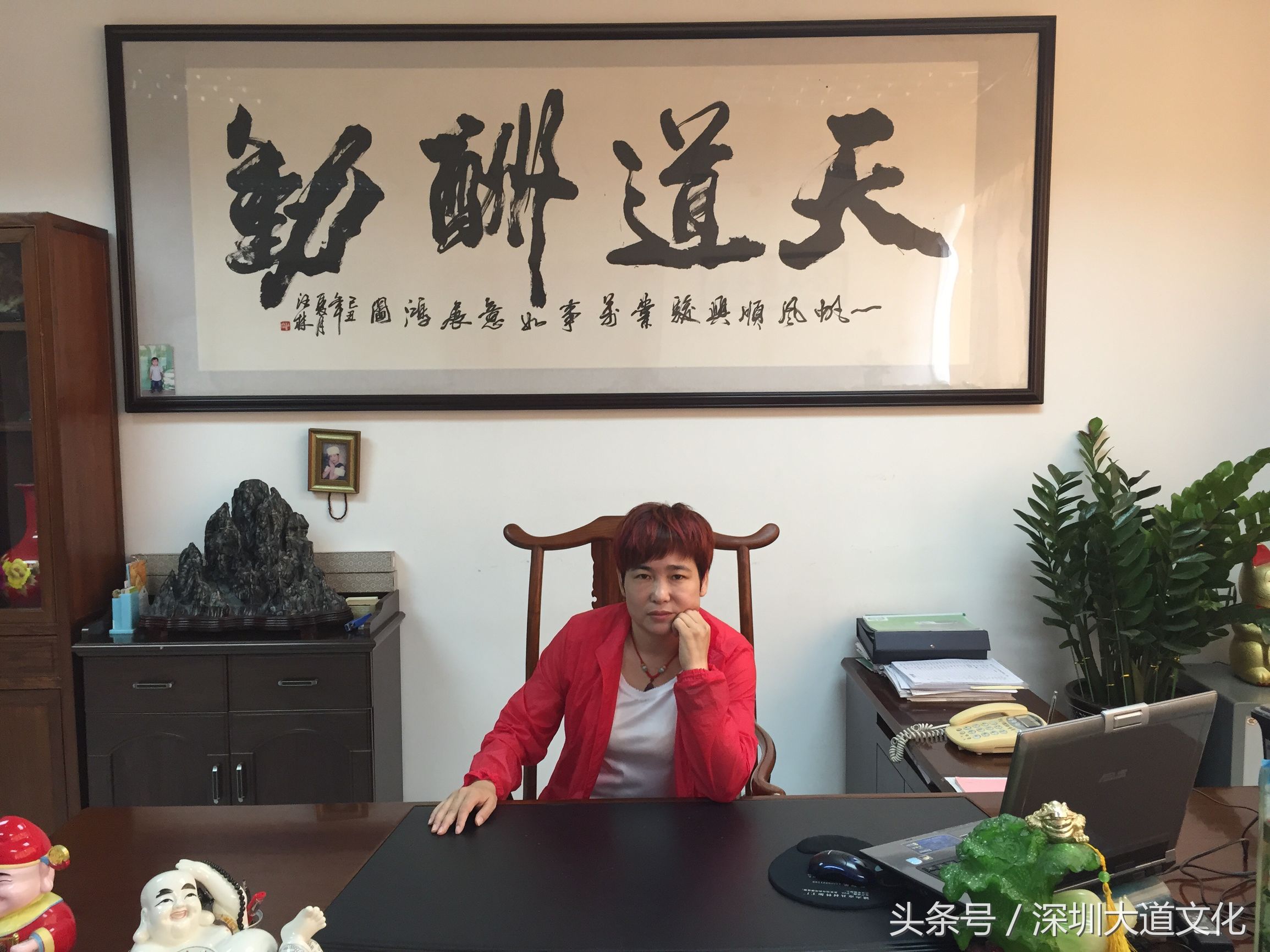 打工妹靠自己去努力,打工妹逆袭百亿女富豪