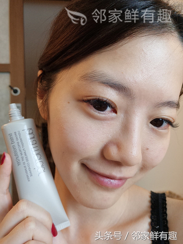 女神的秘密*器武**，神级粉饼Laura Mercier唤颜凝露