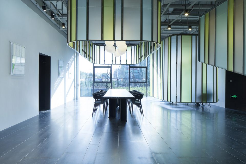 用最少设计动作让空间体现最多可能性：上海华鑫慧天地体验中心