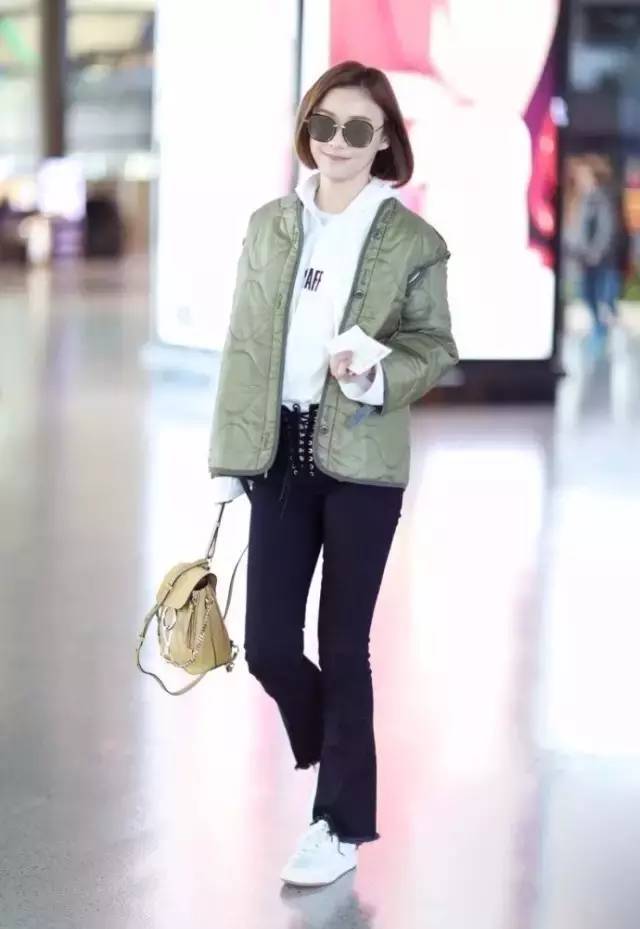 好看的卷裤脚裤子,别再穿阔腿裤了2019年流行这4条