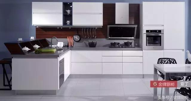 开放式厨房怎么解决油烟问题,开放式厨房通风解决方案