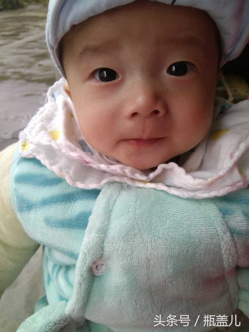 新生儿42天复查左耳听力不过关,新生儿45天右耳复查听力没过