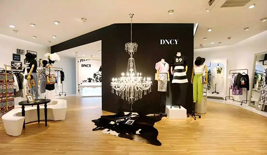 招商50个服装品牌,衣服加盟店10大品牌有哪些