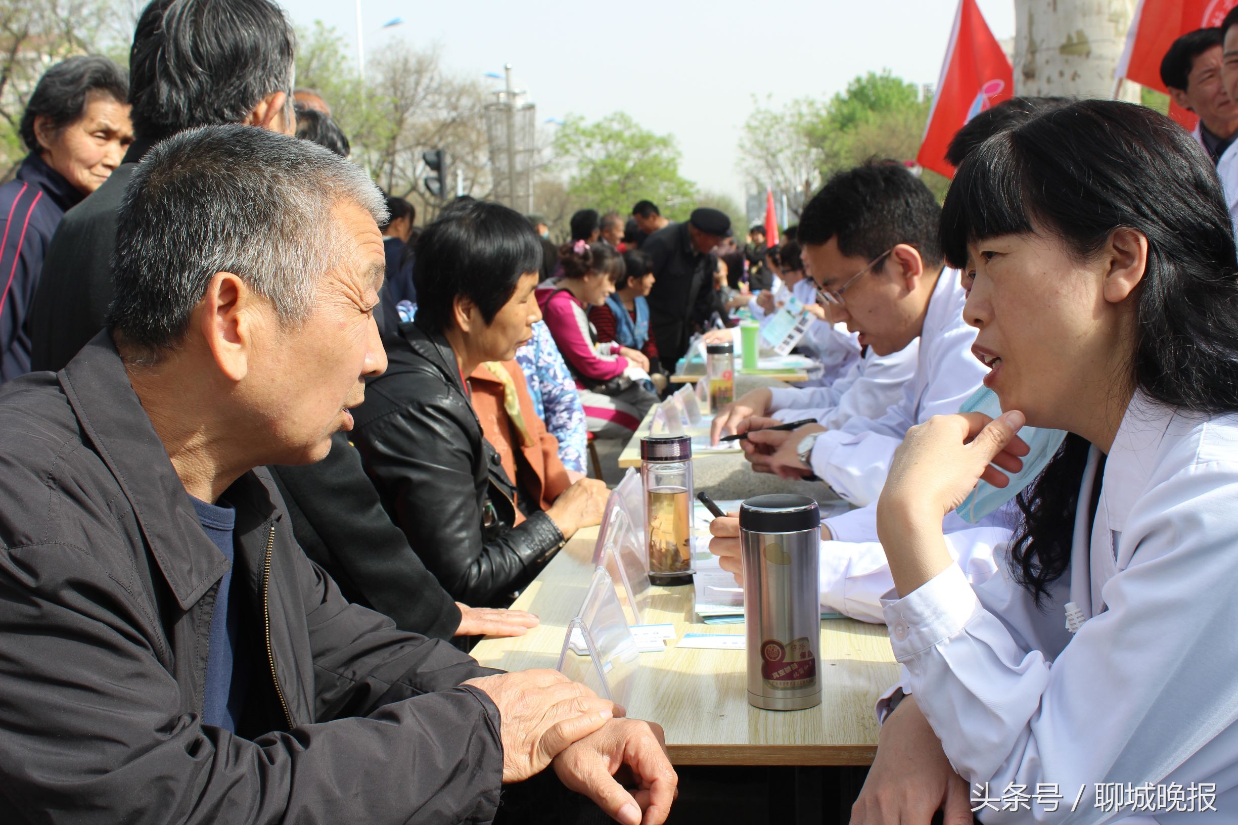 血糖直接飙到了100多,血糖高达19.7有多严重