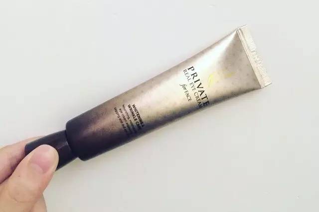 ahc眼霜低至十几块,摩洛哥坚果眼霜好还是ahc眼霜好