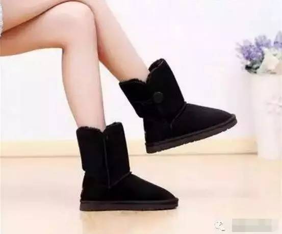 干洗店把鞋洗得太干净了,洗衣店洗鞋能洗干净吗