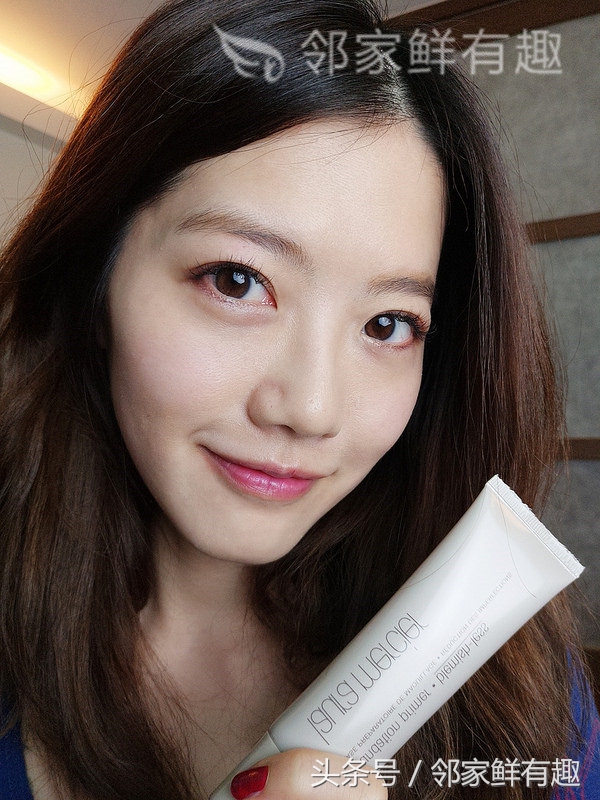 女神的秘密*器武**，神级粉饼Laura Mercier唤颜凝露