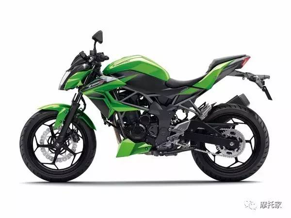 这个车的颜色跟造型有点浪!2017Z250SL新色发表