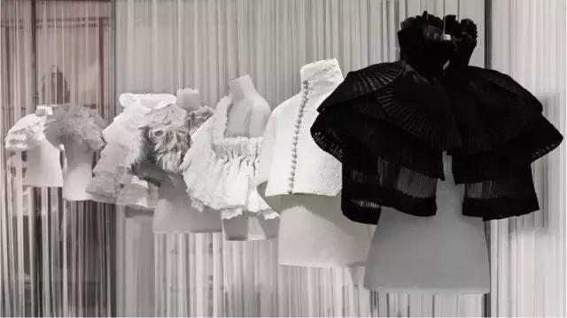 小more说：在英国的同学看过来，你的代购生涯可以开始了~