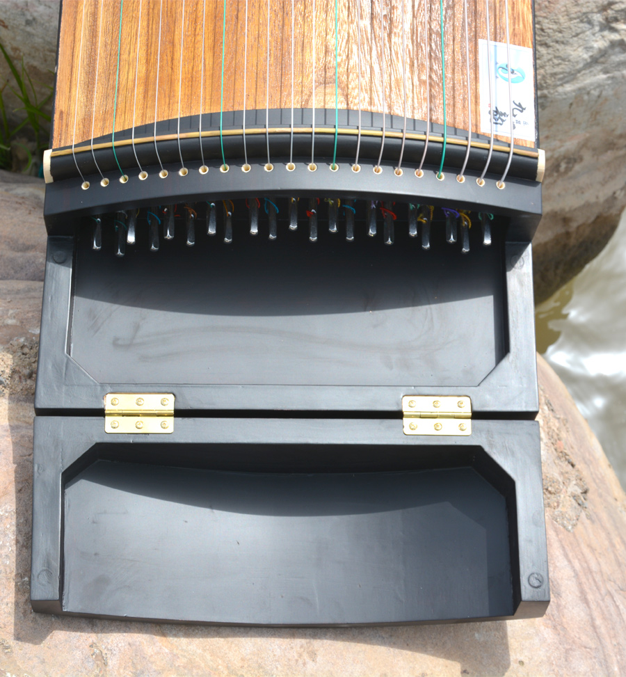 《国色天香》九乐牌非洲檀木古筝