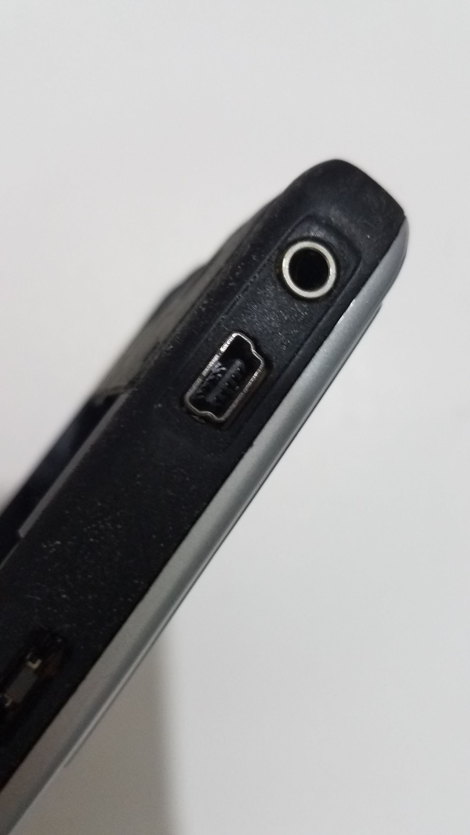 情怀手机1680,黑莓8310评测视频