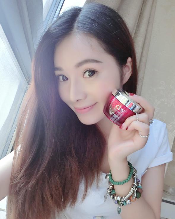 olay大红瓶和露得清a醇面霜哪个好,最好用的明星同款大牌面霜