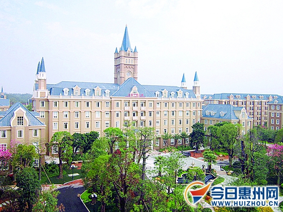 广州恒大足球学校在清远哪里,广州恒大足球学校占地面积