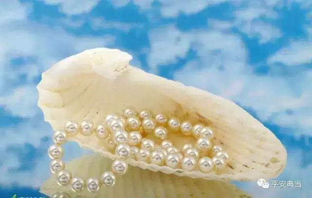 15秒学会辨别真假珍珠的方法,珍珠有核还是无核怎样鉴别