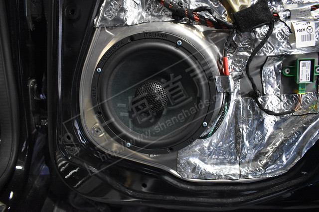 奔驰glk300音响改装方案,奔驰GLK300音响改装