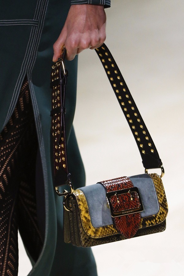 省钱我会玩儿,买条包带能上天!