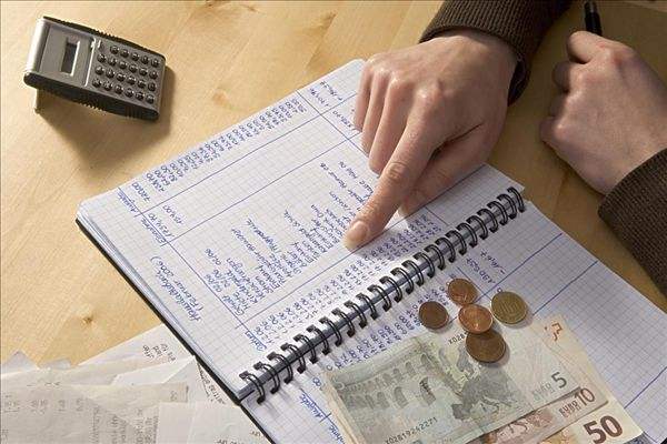 提前还清贷款需要付违约金吗,贷款40万提前还清违约金是多少