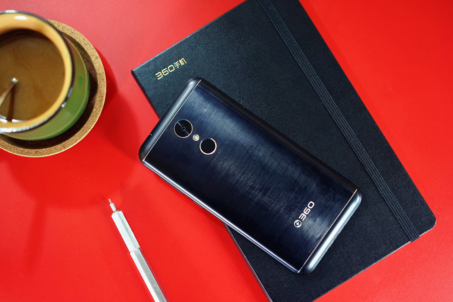 360手机n5慕斯黑高配版来袭,360新款手机n5深度评测