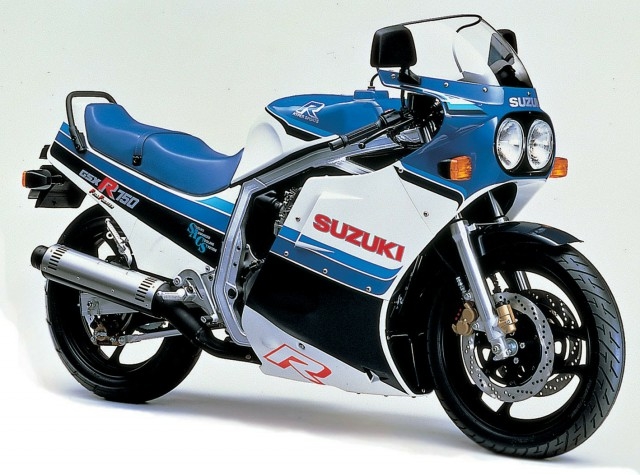 铃木gsx-r600适合新手吗,22款gsxr600