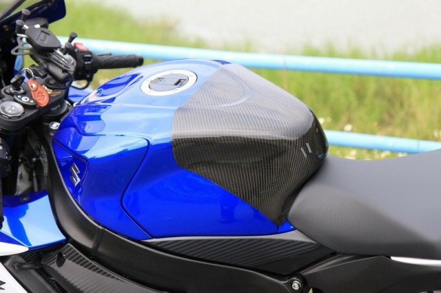 铃木gsx-r600适合新手吗,22款gsxr600