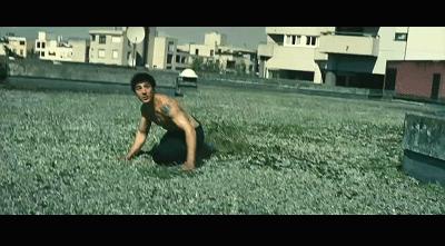 哥们，世界纪录倒没破，结果把自己给玩完了