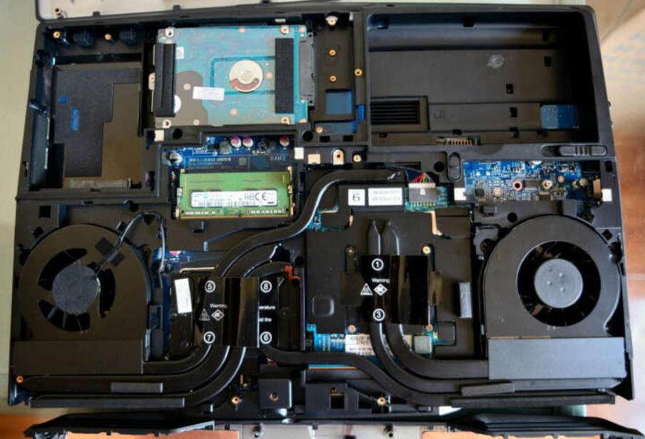 7K5入手台式i5芯战神ZX7，同价选二手外星人室友不说话