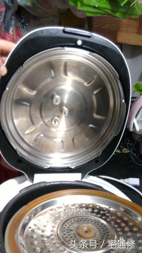 电压力锅不工作了出现e0,电压力锅通电一会显示e4