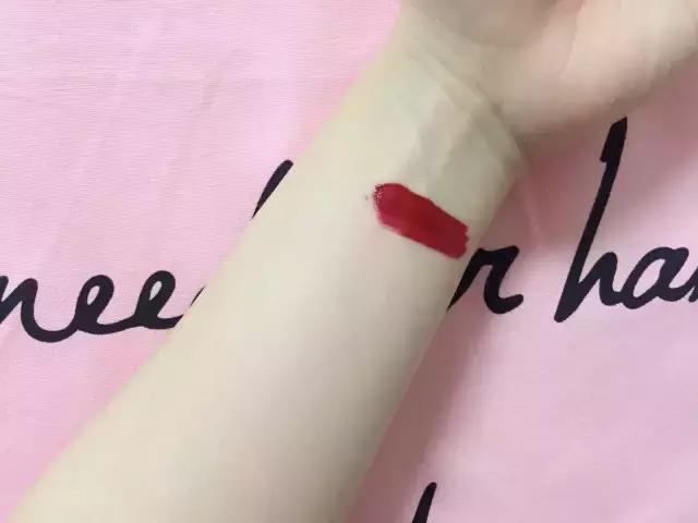 到底该怎么涂口红,到底要怎样涂口红