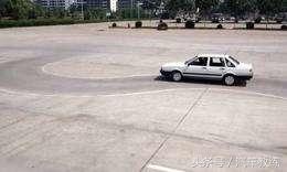 教练说科目二一个人不好练习,感觉科目二教练不上心
