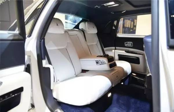 上海国际车展众多豪车,上海车展都发现哪些豪车