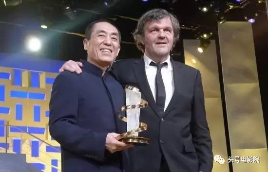 敢让这位国宝级女神上山下水也只有这位张艺谋的老朋友了