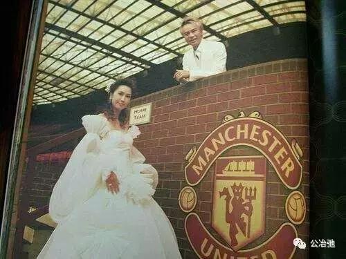 曼联球迷祝鹿晗生日快乐,鹿晗过生日曼联全队送祝福