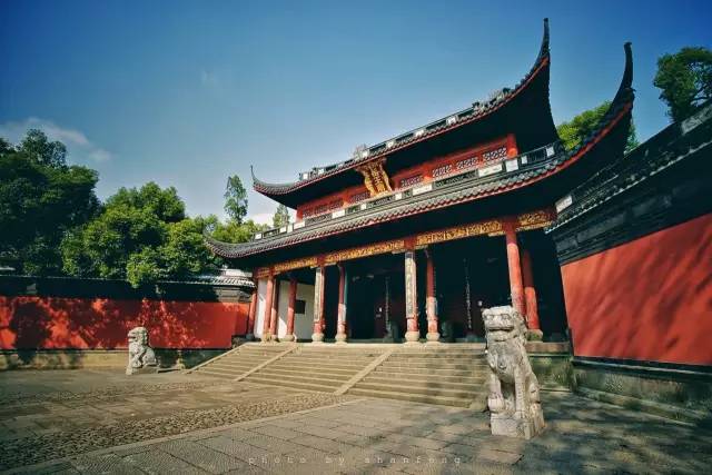 外地上海能买几套房,上海一套房可以买2个车位吗