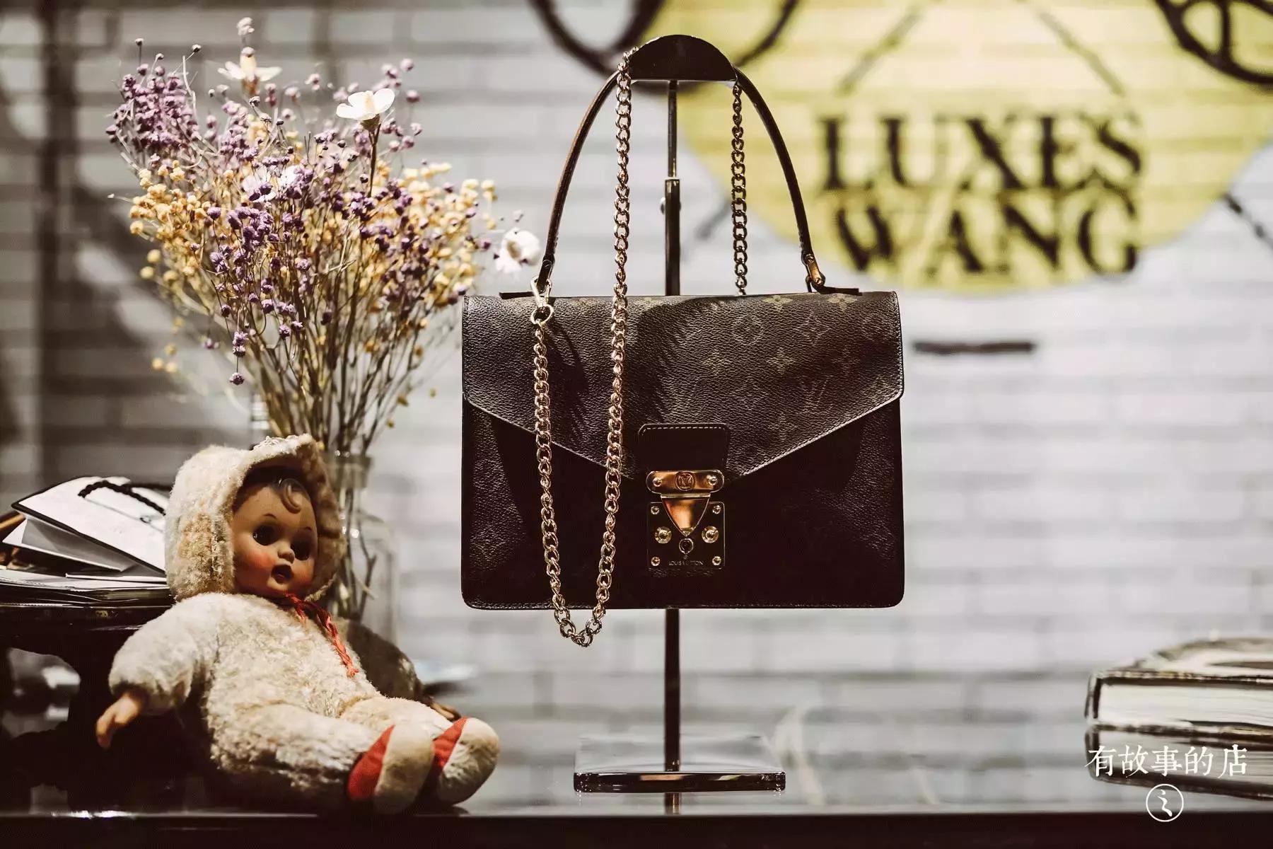 lv古董旅行箱,古董lv旅行箱