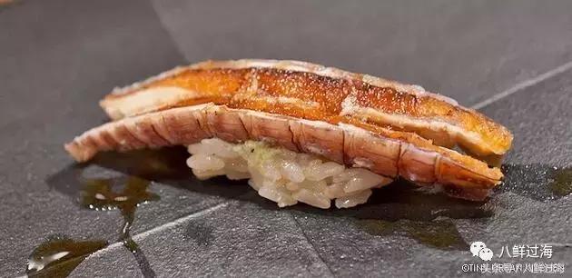 比手臂还粗的皮皮虾你吃过了吗,比手臂还要大的皮皮虾你吃过没有