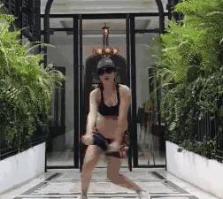 让Ella教你做孕期运动，女星的孕期妙方