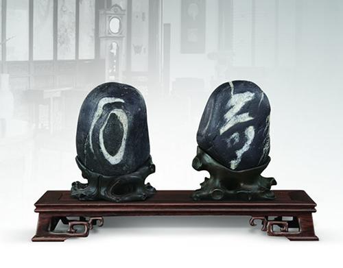 这两块石头他整整等了6年才买下,刚运回家就有人出价40万