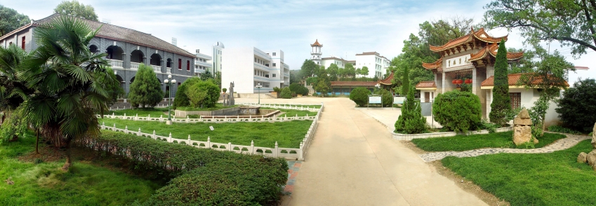 百年大计植国本续栽大木柱长天|记前进中的浮山中学