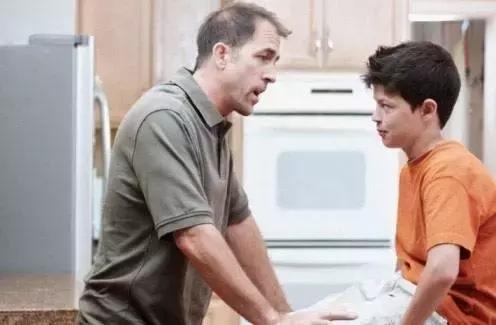 鏃╂亱涓嶅惉璇濇仺鐖舵瘝,鏃╂亱鎬昏寰楀涓嶈捣鐖舵瘝