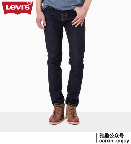 男士们你们有几套衣服,衣柜里有什么衣服就够了